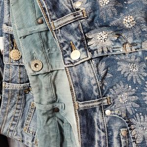 3 pairs of shorts size 2-3